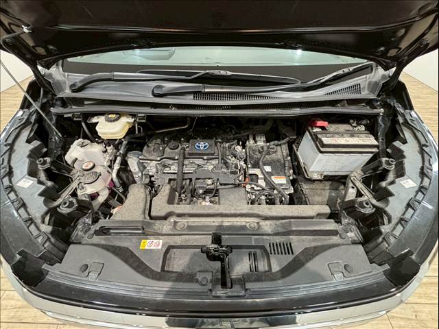 トヨタ ヴォクシーハイブリッドの画像20