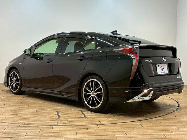 トヨタ プリウスの画像17