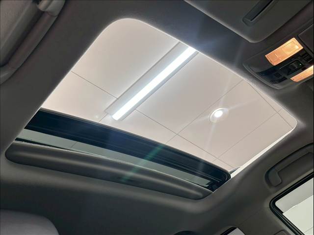 ランドクルーザープラドTX“Lパッケージ・Matt Black Edition” 内装他