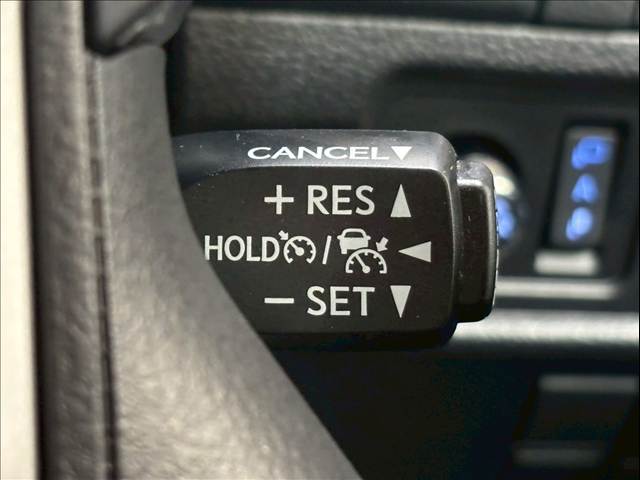 ランドクルーザープラドTX“Lパッケージ・Matt Black Edition” 内装他