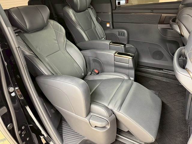 トヨタ&nbsp;ヴェルファイアハイブリッドの画像9