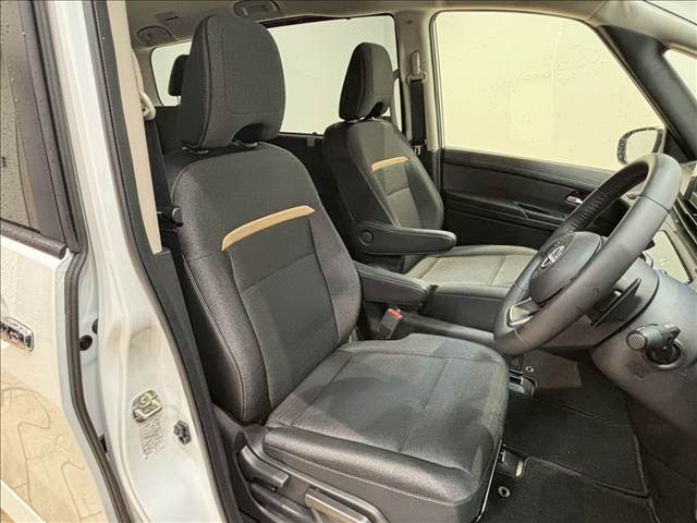 日産&nbsp;セレナの画像9