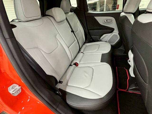 クライスラー&nbsp;JEEP Renegadeの画像9