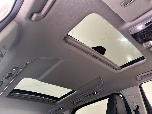 トヨタ&nbsp;アルファードの画像5