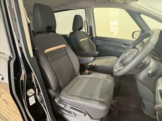 日産&nbsp;セレナの画像9