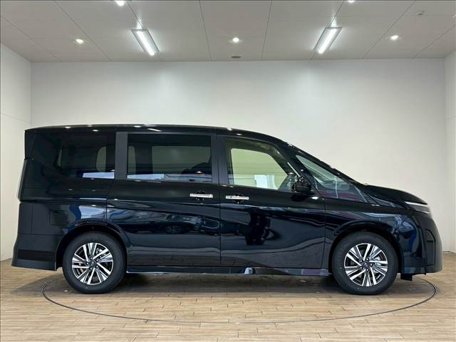 日産&nbsp;セレナの画像14