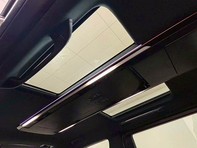 トヨタ&nbsp;アルファードの画像6