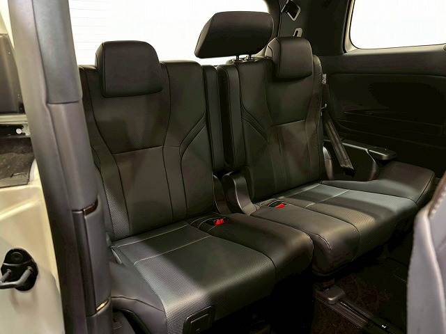 トヨタ&nbsp;アルファードの画像11