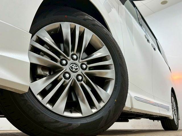 トヨタ&nbsp;アルファードの画像19