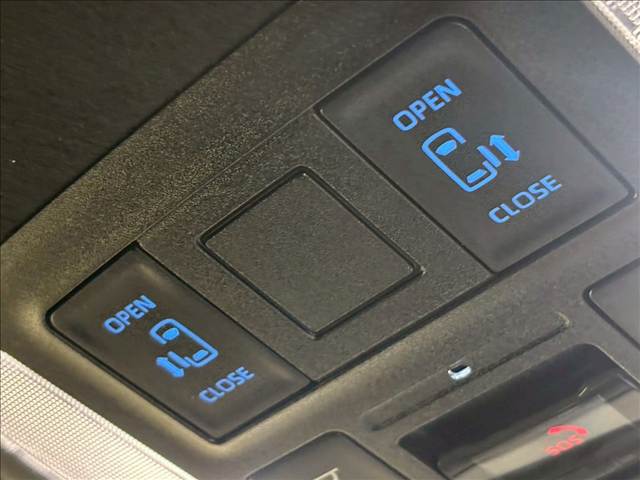 トヨタ&nbsp;ヴォクシーの画像5