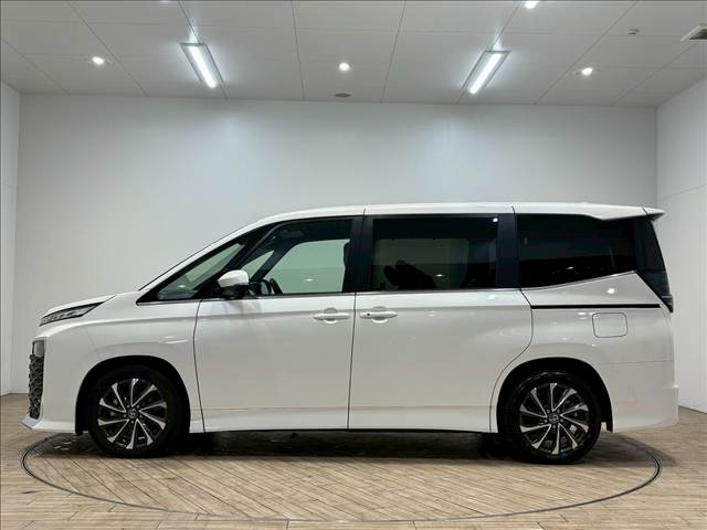 トヨタ&nbsp;ヴォクシーの画像15