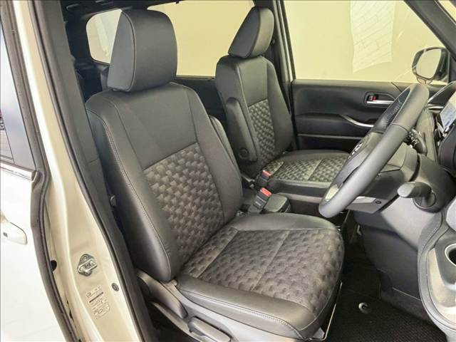 トヨタ&nbsp;ヴォクシーの画像9