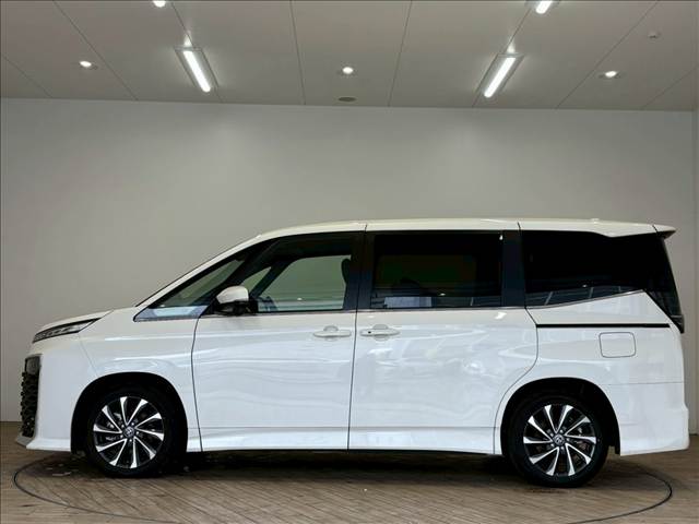 トヨタ&nbsp;ヴォクシーの画像15