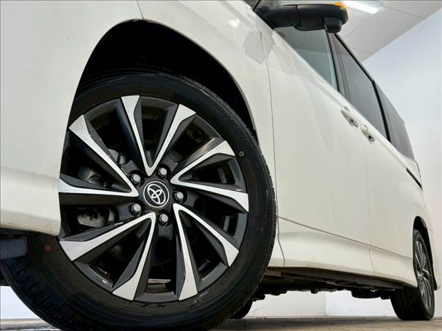 トヨタ&nbsp;ヴォクシーの画像18