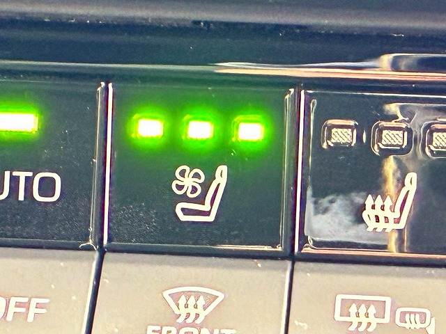 トヨタ クラウンクロスオーバーの画像8