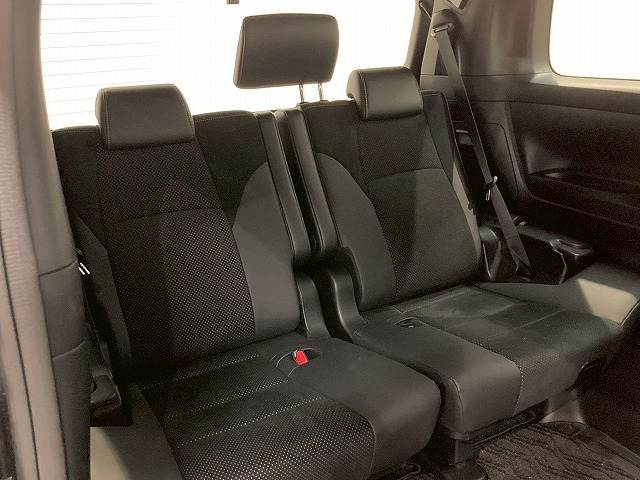 トヨタ&nbsp;ヴェルファイアの画像11