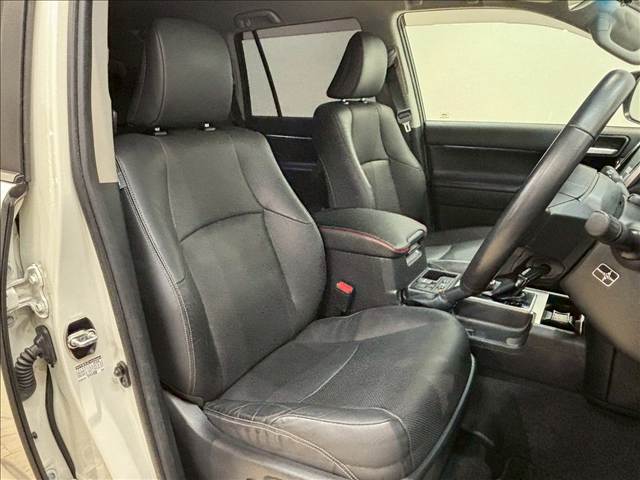 トヨタ&nbsp;ランドクルーザープラドの画像9