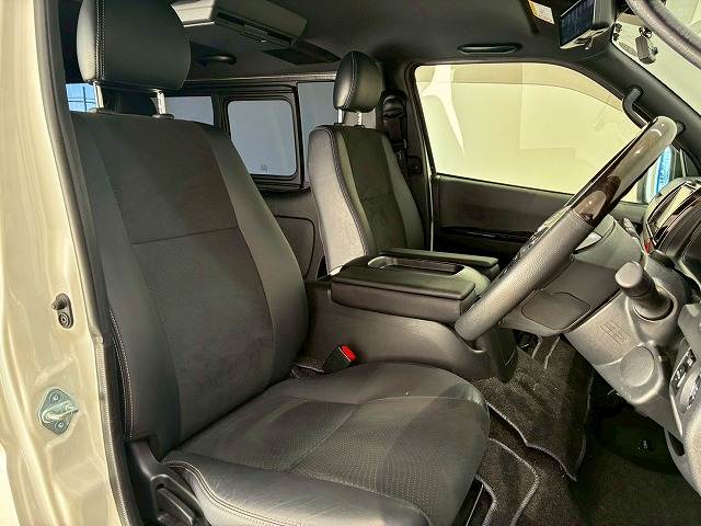 トヨタ&nbsp;ハイエースバンロングボディの画像9