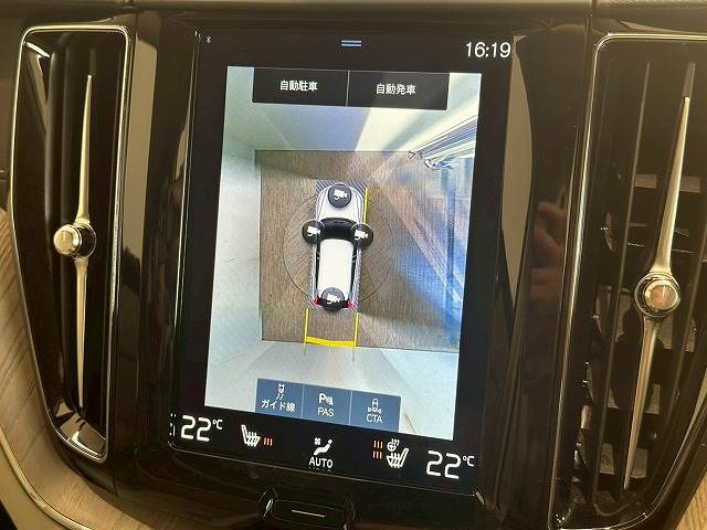 ボルボ&nbsp;XC60の画像3