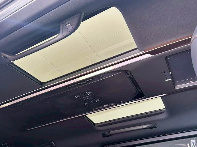 トヨタ&nbsp;ヴェルファイアハイブリッドの画像5