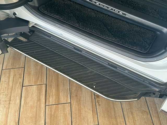 トヨタ&nbsp;ヴェルファイアハイブリッドの画像9