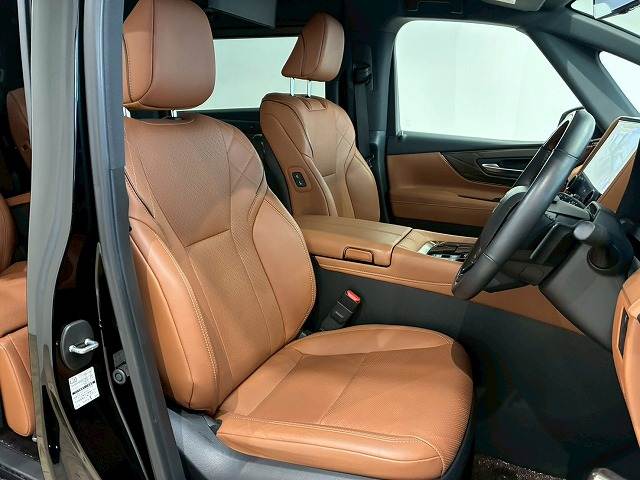 トヨタ ヴェルファイアハイブリッドの画像9