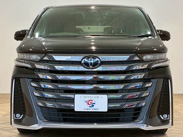 トヨタ ヴェルファイアハイブリッドの画像12