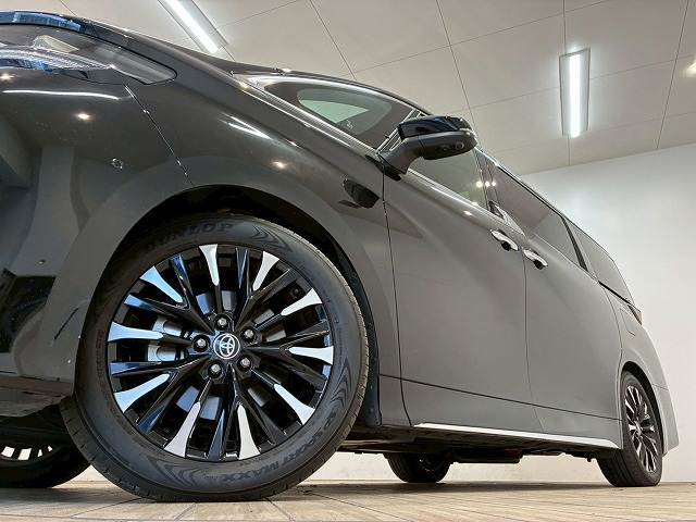 トヨタ ヴェルファイアハイブリッドの画像18