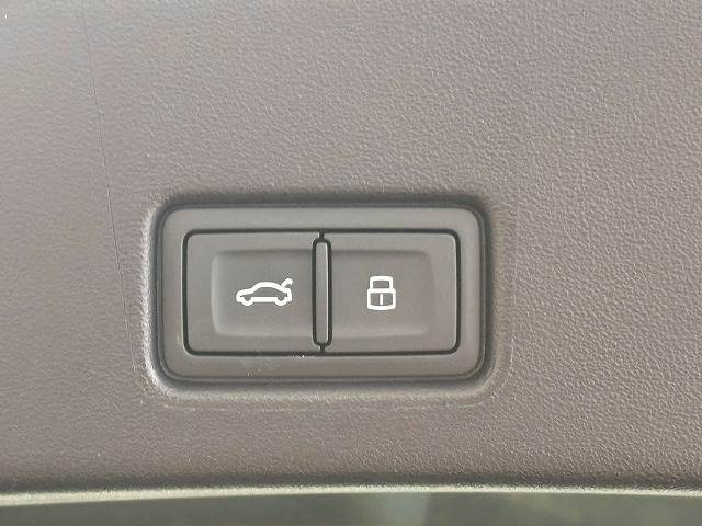 Q4 Sportback e-tron40 advanced 内装他