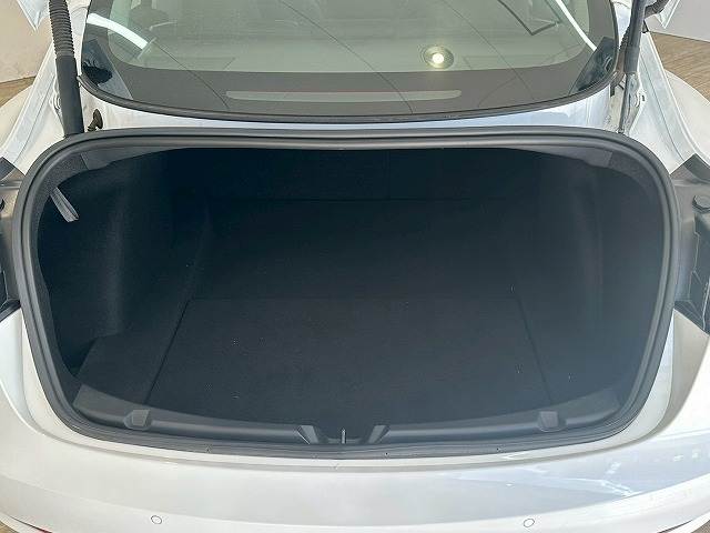 テスラ&nbsp;Model 3の画像11