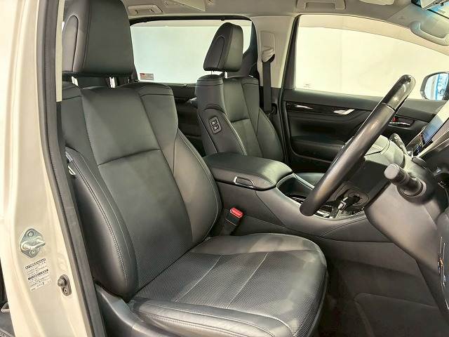 トヨタ&nbsp;アルファードの画像9