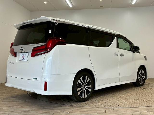 トヨタ&nbsp;アルファードの画像16