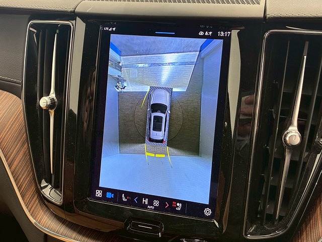 ボルボ XC60の画像4