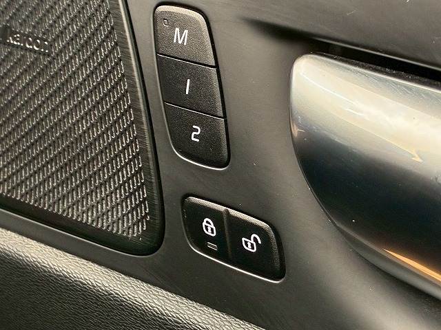 ボルボ XC60の画像8