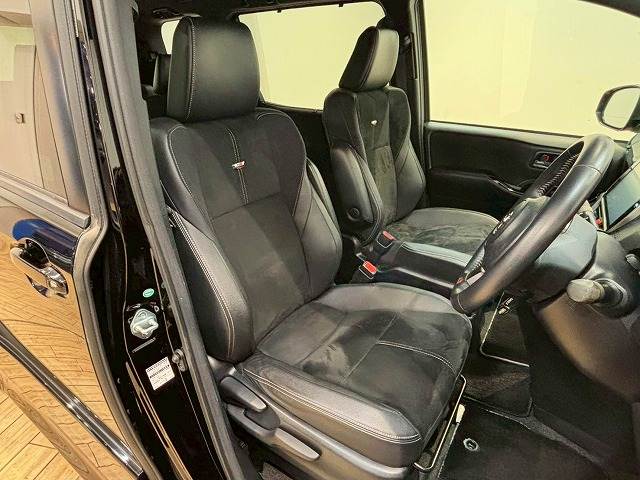 トヨタ&nbsp;ヴォクシーの画像9