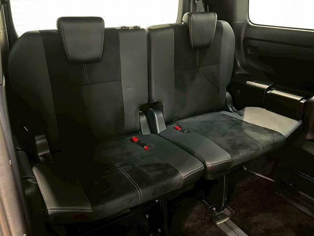 トヨタ&nbsp;ヴォクシーの画像11