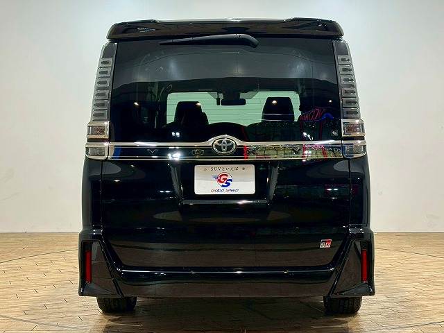 トヨタ&nbsp;ヴォクシーの画像13