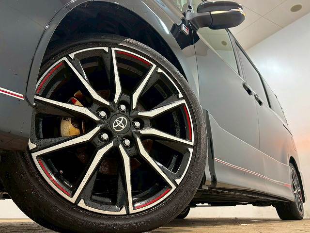 トヨタ&nbsp;ヴォクシーの画像19