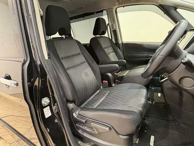 日産&nbsp;セレナの画像9