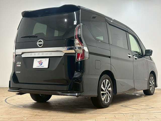 日産&nbsp;セレナの画像16