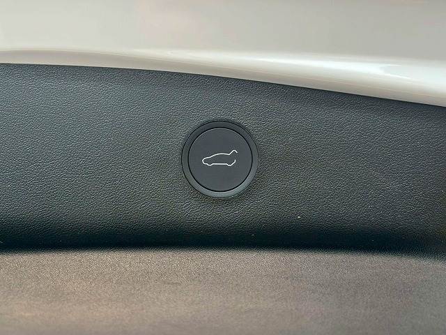 テスラ&nbsp;Model 3の画像8