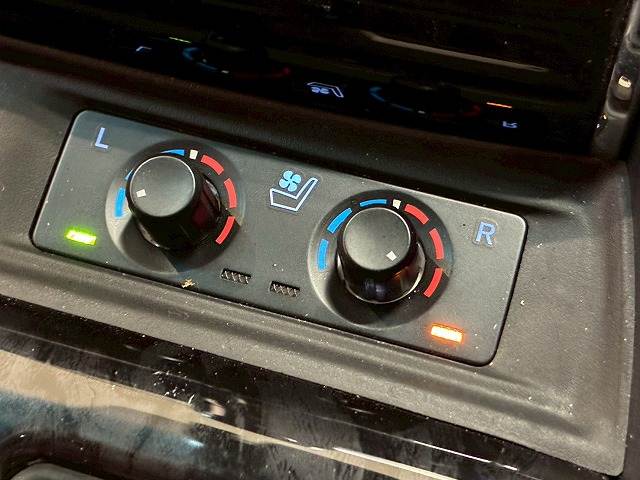 アルファードハイブリッドSR“C パッケージ” 内装他