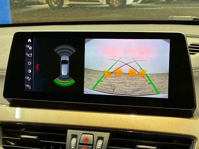 X1□xDrive18d xLine 内装他