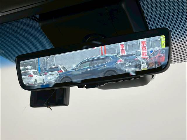 ヴェルファイアGOLDEN EYESII 内装他