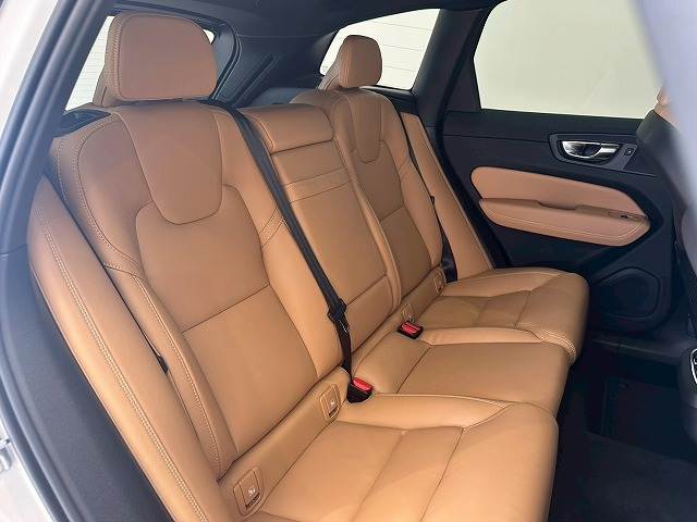 ボルボ&nbsp;XC60の画像10