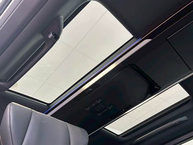 トヨタ アルファードの画像6