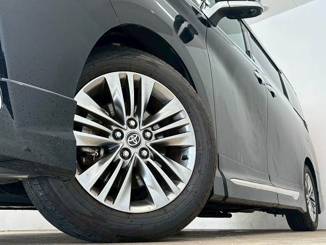 トヨタ アルファードの画像18