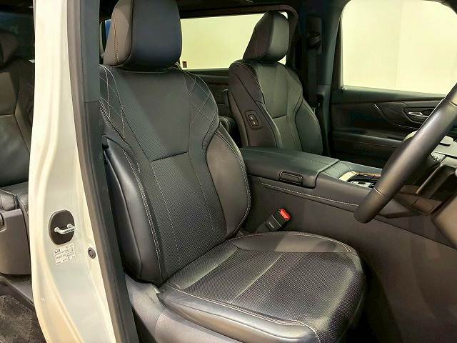 トヨタ&nbsp;ヴェルファイアハイブリッドの画像9