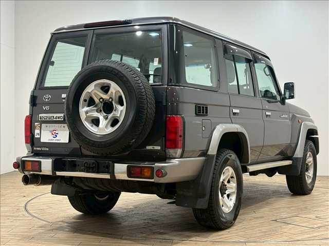 トヨタ ランドクルーザー70系の画像16