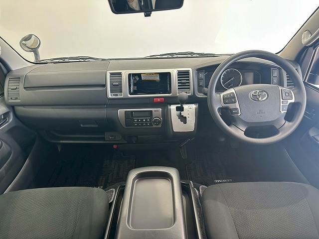 トヨタ&nbsp;ハイエースバンロングボディの画像3